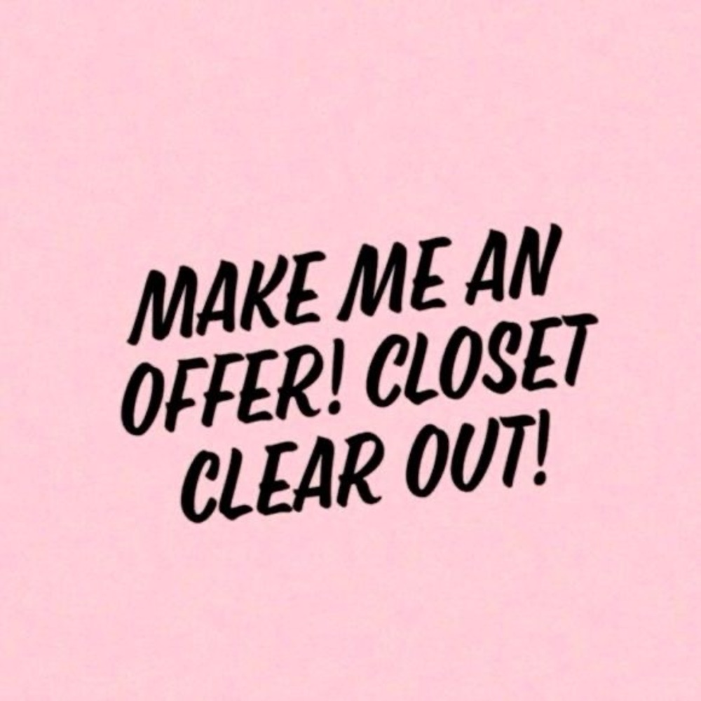 Closet Clear Out Offer Sign